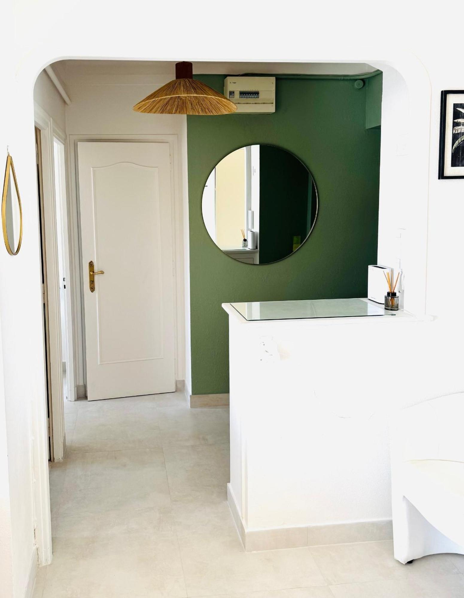 Cozy Studio, Sea View, Old Town, Near Beaches Antibes Zewnętrze zdjęcie