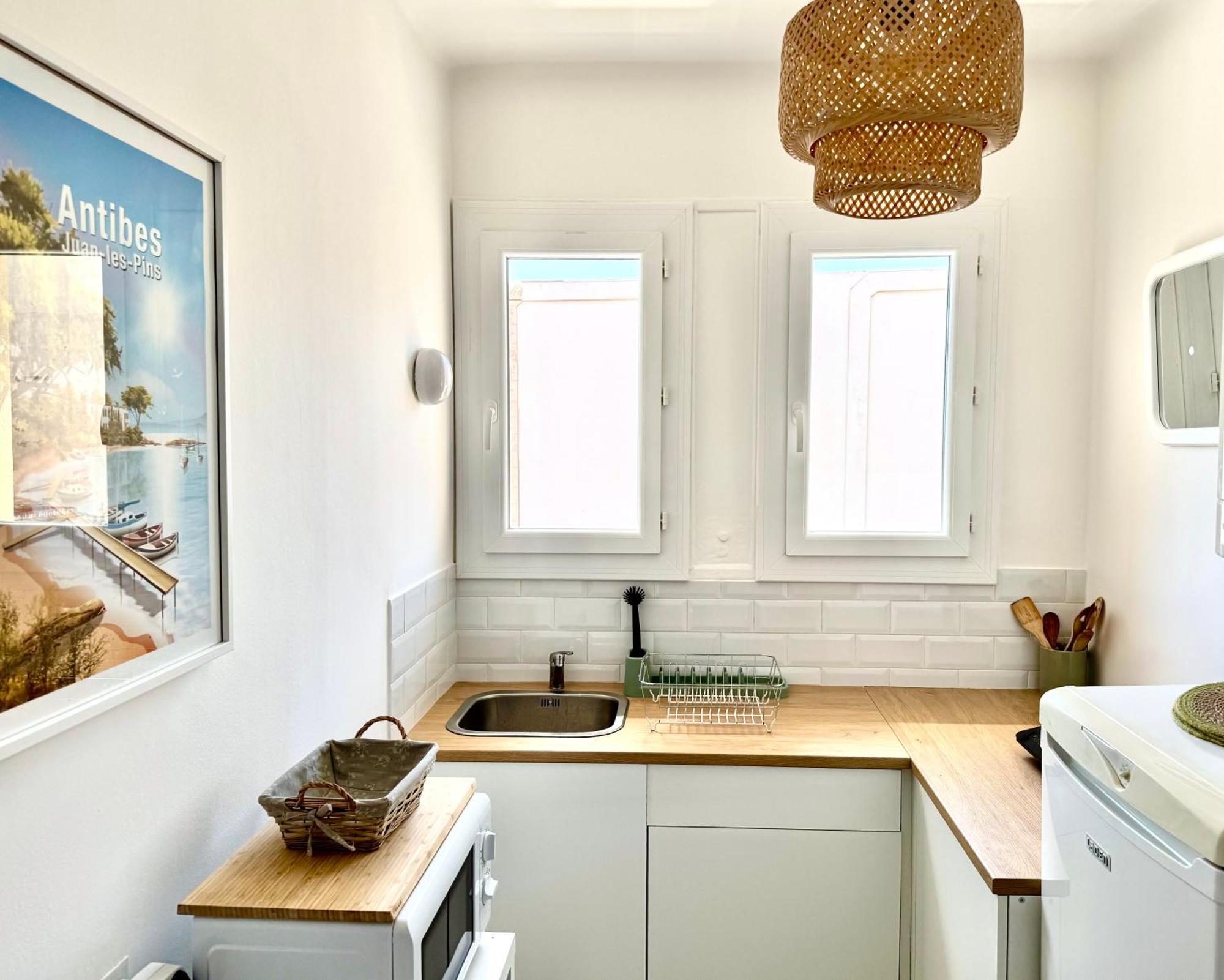 Cozy Studio, Sea View, Old Town, Near Beaches Antibes Zewnętrze zdjęcie