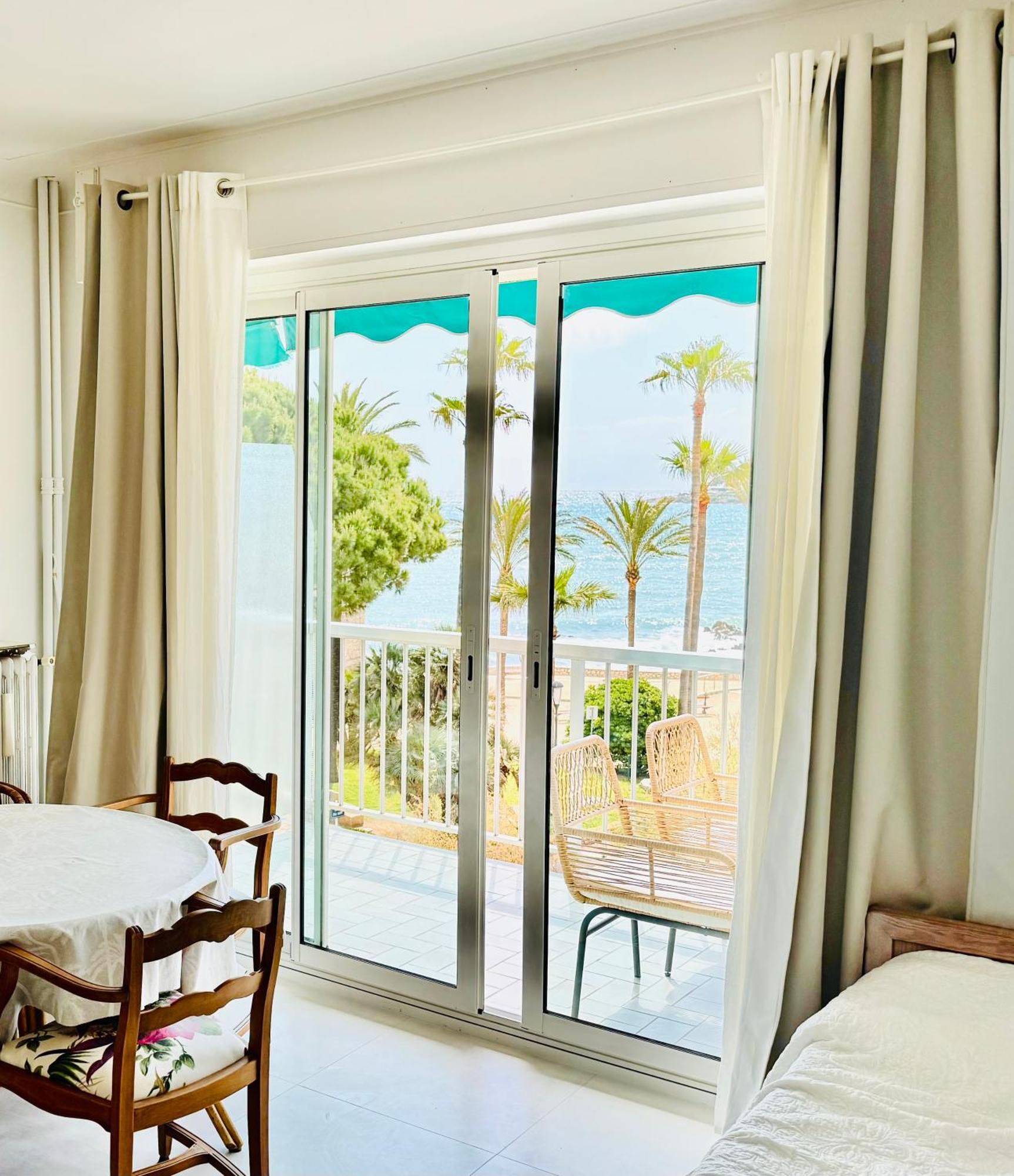 Cozy Studio, Sea View, Old Town, Near Beaches Antibes Zewnętrze zdjęcie